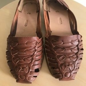 Nisolo Ecuador Huarache Sandal in burnt sienna